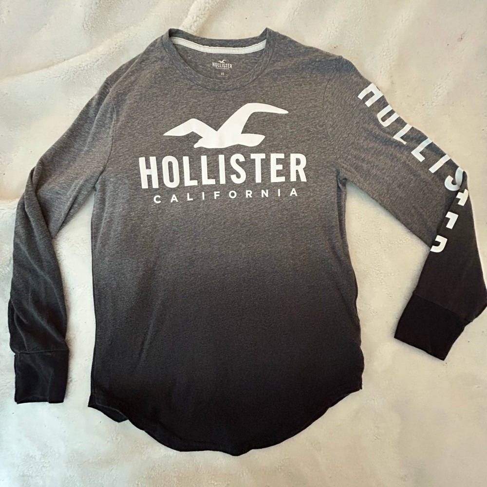 Hollister long sleeve tee